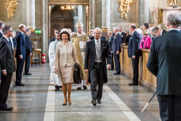 Le roi Carl Gustav et la reine Silvia de Suède - La famille royale suédoise assiste au te Deum en l'honneur de la naissance du prince Alexander en la chapelle du palais royal de Stockholm, le 22 avril 2016.