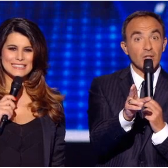 Karine Ferri sur le plateau de "The Voice 5", samedi 23 avril 2016.