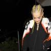 Rita Ora avec sa nouvelle coiffure, quittant le restaurant El Compadre à Hollywood, le 5 avril 2016.