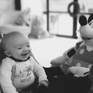 L'épouse d'Arnaud Lagardère, Jade Foret a publié une photo de son fils Nolan, sur sa page Instagram  le 28 avril 2016