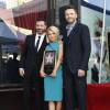 Jimmy Kimmel, Kelly Ripa, Joel McHale - Kelly Ripa reçoit son étoile sur le Walk of Fame à Hollywood le 12 octobre 2015.