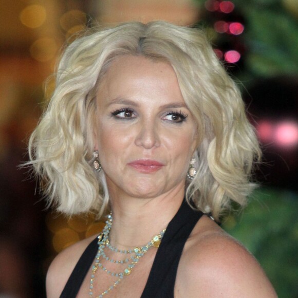 Britney Spears assiste à une cérémonie de Noël sur la promenade LINQ à Las Vegas le 21 novembre 2015. © CPA/Bestimage