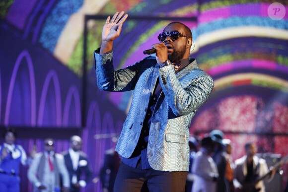 Maître Gims à la cérémonie des 31e Victoires de la Musique au Zénith de Paris le 12 février 2016