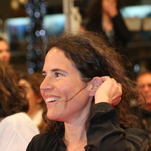 Mazarine Pingeot - Montée des marches du film "Rester Vertical" lors du 69ème Festival International du Film de Cannes. Le 12 mai 2016. © Dominique Jacovides- Cyril Moreau/Bestimage