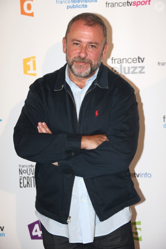 Emmanuel Maubert - Photocall de la conférence de presse de rentrée de France Télévisions au Palais de Tokyo en 2013.