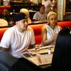 Blac Chyna enceinte et son fiancé Rob Kardashian sont allés déjeuner dans le quartier de Havana 1957 à Miami, le 12 mai 2016