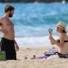 Vincent Kartheiser et Alexis Bledel sur une plage à Hawaï le 31 mai 2013