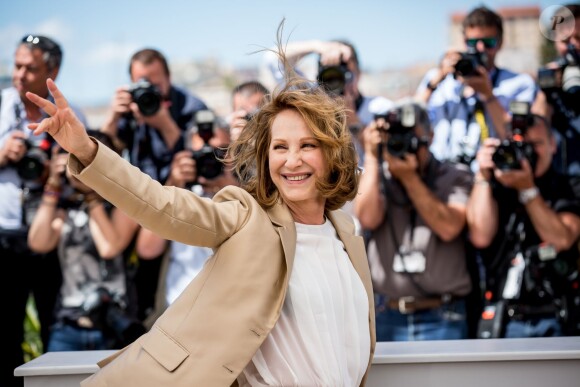 Nathalie Baye - Photocall du film "Juste la fin du monde" lors du 69e Festival International du Film de Cannes. Le 19 mai 2016 © Borde-Moreau / Bestimage