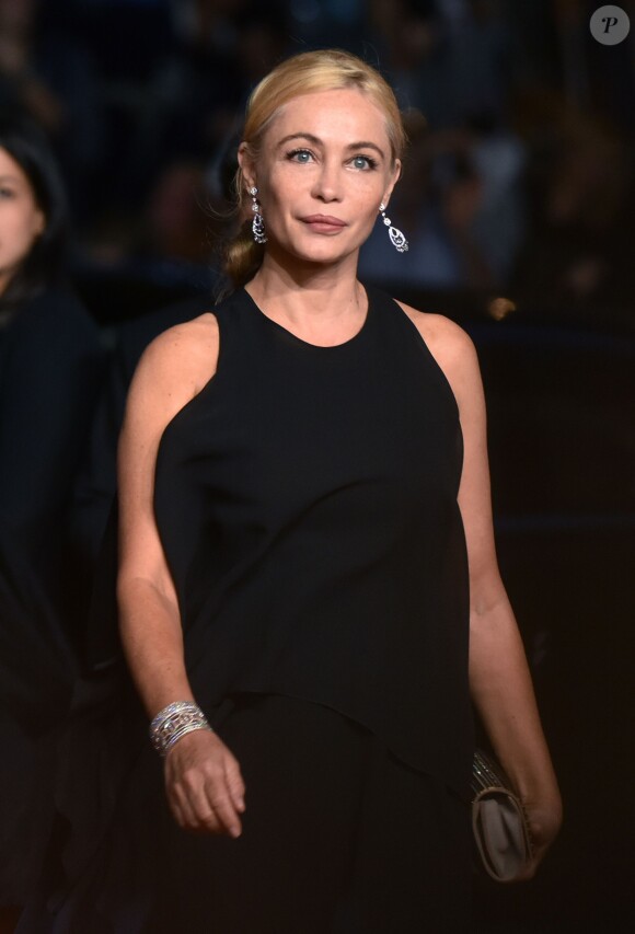 Emmanuelle Béart - Montée des marches du film "Juste la fin du monde" lors du 69ème Festival International du Film de Cannes. Le 19 mai 2016. © Giancarlo Gorassini/Bestimage