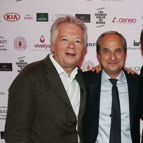 Exclusif - Paul Amsellem à la 1ère édition des "Plumes d'Or du Vin et de la Gastronomie" au Pavillon Vendôme à Paris. Cette soirée récompensait, les meilleurs journalistes français et étrangers spécialisés dans le domaine du vin et de la gastronomie mais également une personnalité de renom étant très impliquée dans ces domaines. La soirée réunissait pas moins de 3 grands chefs étoilés (Anne-Sophie Pic, Arnaud Lallement et Sang Hoon Degeimbre) ainsi que le concours du chef Paul Pairet. Une première édition très épicurienne, placée sous les signes du talent et de l'élégance. Paris, le 19 mai 2016.19/05/2016 - Paris