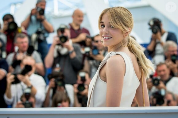 Alice Isaaz - Photocall du film "Elle" au 69e Festival international du film de Cannes le 21 mai 2016. © Cyril Moreau / Olivier Borde / Bestimage