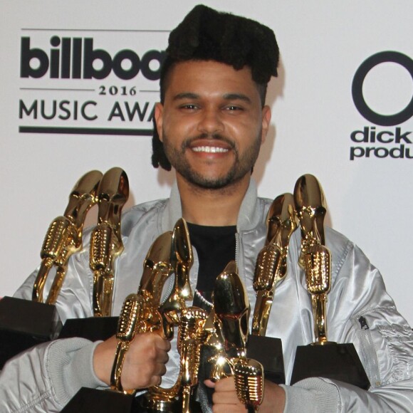 The Weeknd dans la salle de presse de la soirée des Billboard Music Awards au T-Mobile Arena à Las Vegas, le 22 mai 2016