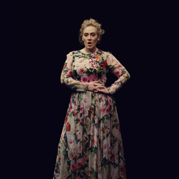 Adele - "Send My Love (To Your New Lover) - Image du clip diffusé pour la première fois lors des Billboard Music Awards le 22 mai 2016.