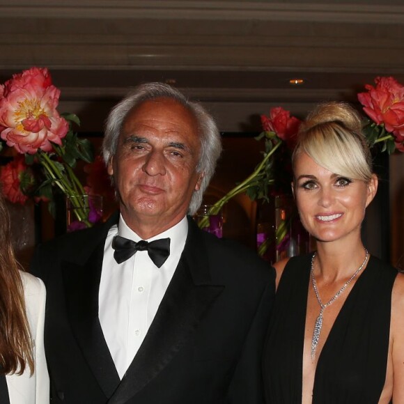 Exclusif - Caroline de Maigret, Jean-Marie Dru (président de UNICEF France), Laeticia Hallyday et Christine Chevalier (UNICEF France) - 7ème édition du dîner du Global Gift Gala organisé au Four Seasons Hôtel George V à Paris. Le 9 mai 2016. © Dominique Jacovides / Bestimage Exclusive