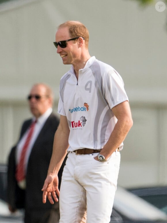 Le prince William lors de l'Audi Polo Challenge à Ascot le 28 mai 2016, qu'il disputait avec son frère le prince Harry au profit des associations Tusk Trust et Sentebale qu'ils soutiennent.