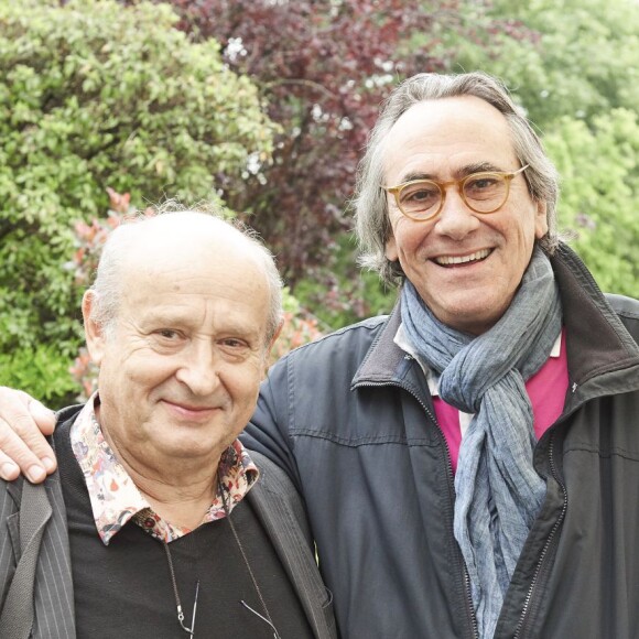 Michel Jonasz et Philippe Lavil lors de la première journée du Trophée des Personnalités de Roland-Garros 2016, mercredi 1er juin 2016.
