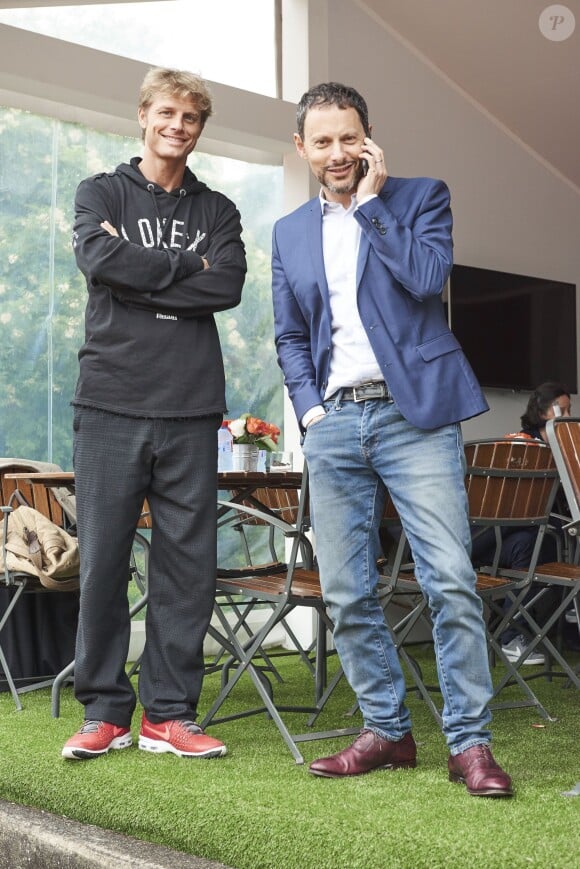 Arnaud Lemaire et Marc-Olivier Fogiel lors de la première journée du Trophée des Personnalités de Roland-Garros 2016, mercredi 1er juin 2016.