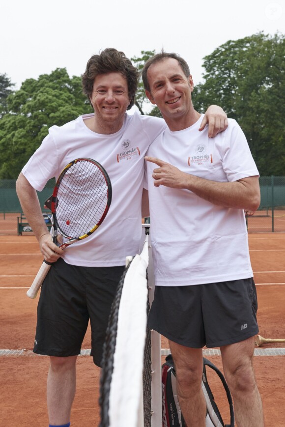 Jean Imbert et Jean-Philippe Doux lors de la deuxième journée du Trophée des Personnalités de Roland-Garros 2016, jeudi 2 juin 2016.