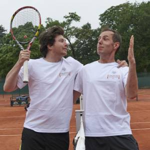 Jean Imbert et Jean-Philippe Doux complices et adversaires lors de la deuxième journée du Trophée des Personnalités de Roland-Garros 2016, jeudi 2 juin 2016.