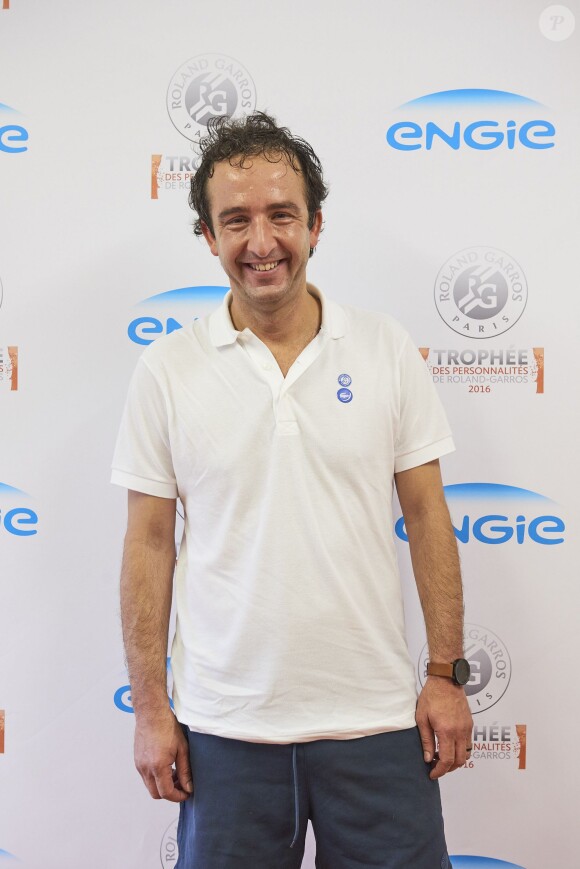 Cyrille Eldin lors de la troisième et dernière journée du Trophée des Personnalités de Roland-Garros 2016, vendredi 3 juin 2016.