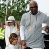 Lamar Odom et sa femme Khloé Kardashian avec Mason Disick et Penelope Disick - Les membres de la famille Kardashian arrivent à l'église de Agoura Hills pour la messe de Pâques à Hagoura Hills le 27 Mars 2016.