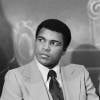 En France, à Paris, Mohamed Ali sur le plateau de l'émission Rendez-vous du Dimanche le 4 mars 1976.