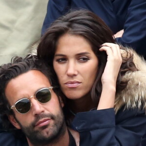 Laurie Cholewa et son nouveau compagnon dans les tribunes des internationaux de France de Roland Garros à Paris le 4 juin 2016. © Moreau - Jacovides / Bestimage