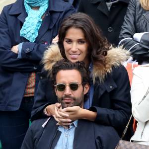 Laurie Cholewa et son nouveau compagnon : pause tendresse dans les tribunes des internationaux de France de Roland Garros à Paris le 4 juin 2016. © Moreau - Jacovides / Bestimage
