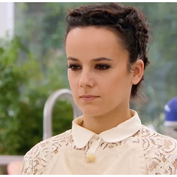 Alizée gagnante du concours "Le Meilleur pâtissier" spécial célébrités sur M6. Le 8 juin 2016.