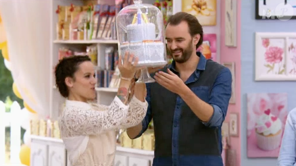 Alizée gagnante du concours "Le Meilleur pâtissier" spécial célébrités sur M6. Le 8 juin 2016.