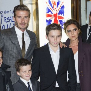 David Beckham, Victoria Beckham et leurs enfants, Brooklyn Beckham, Romeo Beckham, Cruz Beckham - Premiere de la comedie musicale des Spice Girls 'The Viva Forever' a Londres le 11 Decembre 2012.