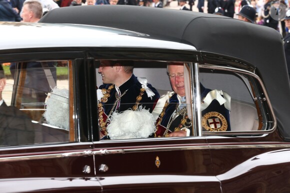 Le prince Charles et le prince William arrivent à la chapelle Saint George au château de Windsor pour les cérémonies de l'Ordre de la Jarretière, le 13 juin 2016