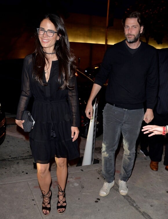 Jordana Brewster et son mari Andrew Form quittent le Restaurant Craig à West Hollywood le 29 mai 2016.