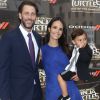 Jordana Brewster avec son mari Andrew Form et leur fils Julian à la première de 'Teenage Mutant Ninja Turtles: Out Of The Shadows' à Madison Square Garden à New York, le 22 mai 2016 