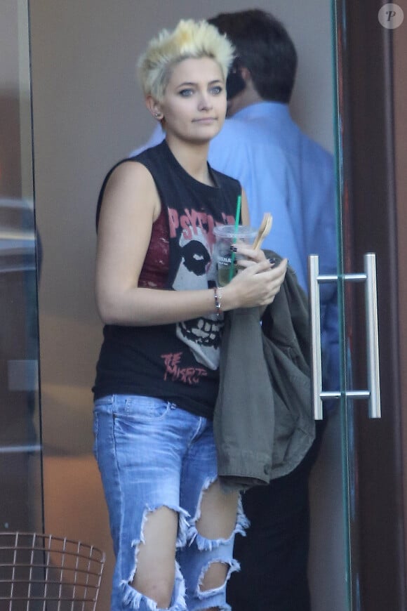 Paris Jackson et son petit-ami Michael Snoddy sont allés manger chez Sprinkles, le 16 mars 2016