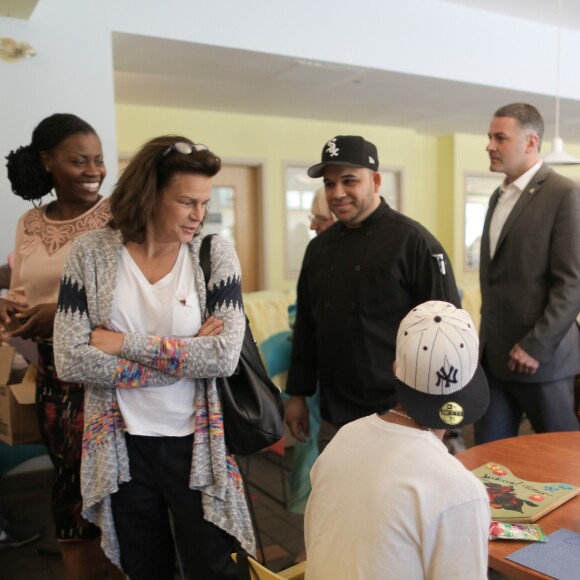 Exclusif - La princesse Stéphanie de Monaco a visité un centre de soins et de réinsertion de l'association Housing Works à Brooklyn à l'occasion de son déplacement à New York pour une réunion de l'ONU, le 8 juin 2016, sur l'éradication du sida d'ici à 2030 © F.Nebinger / Palais Princier / Pool restreint Monaco / Bestimage - Crystal - Visual