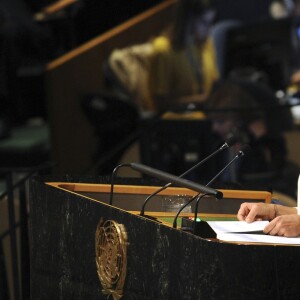 La princesse Stéphanie de Monaco s'exprime devant les Nations unies à New York le 8 juin 2016 sur le thème de l'éradication du VIH/SIDA à l'horizon 2030. © Future-Image via ZUMA Press / Bestimage