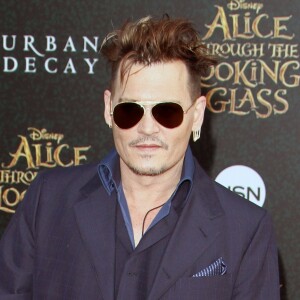 Johnny Depp à la première de ‘Alice Through The Looking Glass' au théâtre El Capitan à Hollywood, le 23 mai 2016