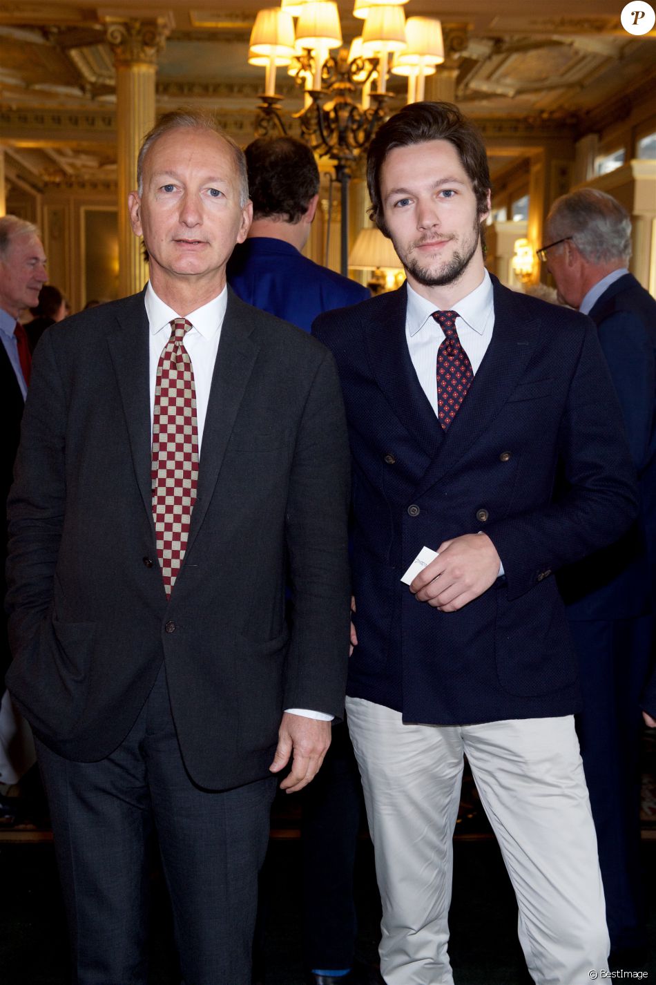 Louis Peres Fils De Vincent Peres Exclusif - Bertrand de Saint-Vincent et son fils Antonin de Saint