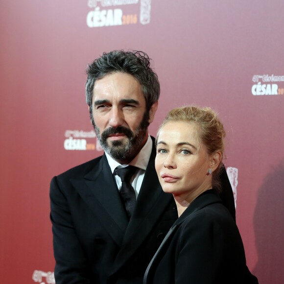 Emmanuelle Béart (Habillée en Dior) et son compagnon Frédéric - Photocall lors de la 41e cérémonie des Cesar au théâtre du Châtelet à Paris, le 26 février 2016. © Borde-Jacovides/Bestimage