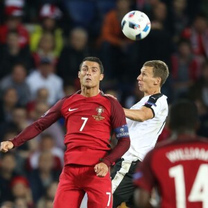 Cristiano Ronaldo pendant l'UEFA Euro 2016 de football match Portugal contre l'Autriche au Parc des Princes à Paris, le 18 juin 2016.