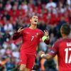 Cristiano Ronaldo manque une occasion de but pendant l'UEFA Euro 2016 de football match Portugal contre l'Autriche au Parc des Princes à Paris, le 18 juin 2016.