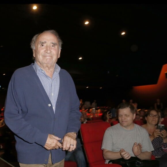 Claude Brasseur - Avant-première du film "Camping 3", de Fabien Onteniente, sur les Champs Elysées au cinéma Gaumont Marignan, à Paris, le 23 juin 2016. © Alain Guizard23/06/2016 - Paris