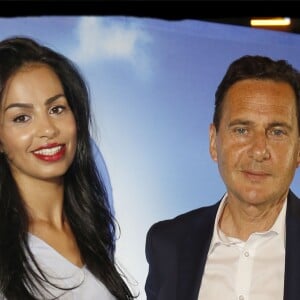 Eric Besson et sa femme Jamila - Avant-première du film "Camping 3", de Fabien Onteniente, sur les Champs Elysées au cinéma Gaumont Marignan, à Paris, le 23 juin 2016. © Alain Guizard23/06/2016 - Paris