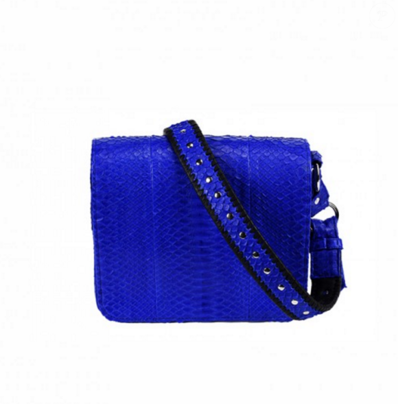 Modèle de la collection 2016 d'Isabelle Farrugia