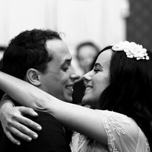 Alizée et Grégoire Lyonnet amoureux : Tendre photo de leur mariage en Corse, le 18 juin 2016