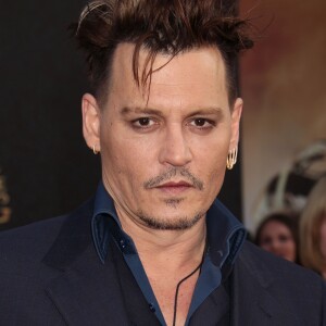 Johnny Depp à la première de "Alice de l'autre côté du miroir" au théâtre El Capitan à Los Angeles le 23 mai 2016.