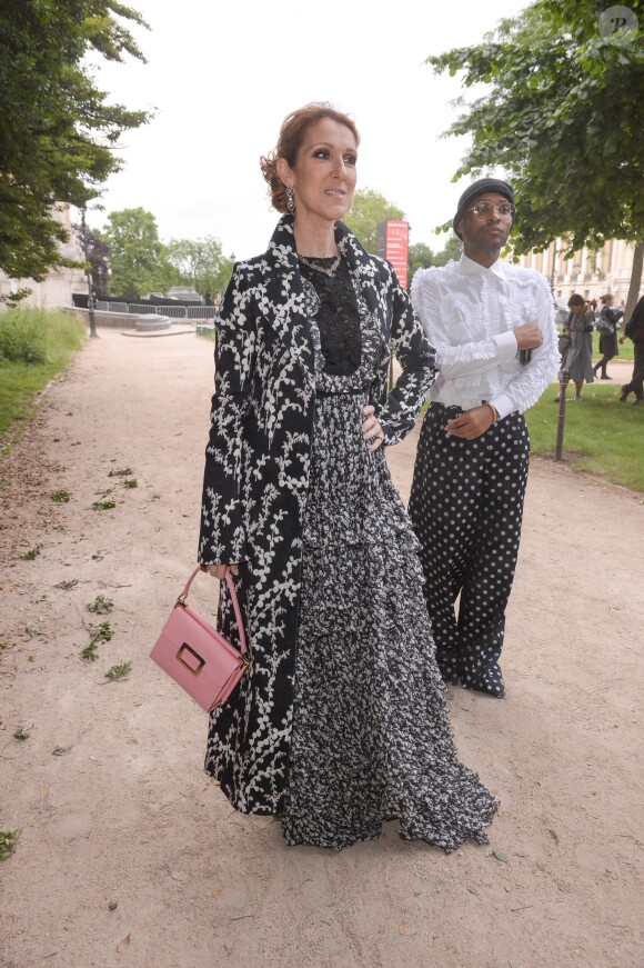 Céline Dion et son styliste Law Roach - Défilé Giambattista Valli (collection haute couture automne-hiver 2016-2017) au Grand Palais. Paris, le 4 juillet 2016.