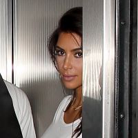 Kim Kardashian, des fesses artificielles ? Son étonnante réponse...