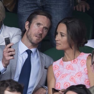 Pippa Middleton et son compagnon James Matthews dans les tribunes du tournoi de Wimbledon le 6 juillet 2016. © Stephen Lock/i-Images via ZUMA Wire / Bestimage 06/07/2016 - Londres